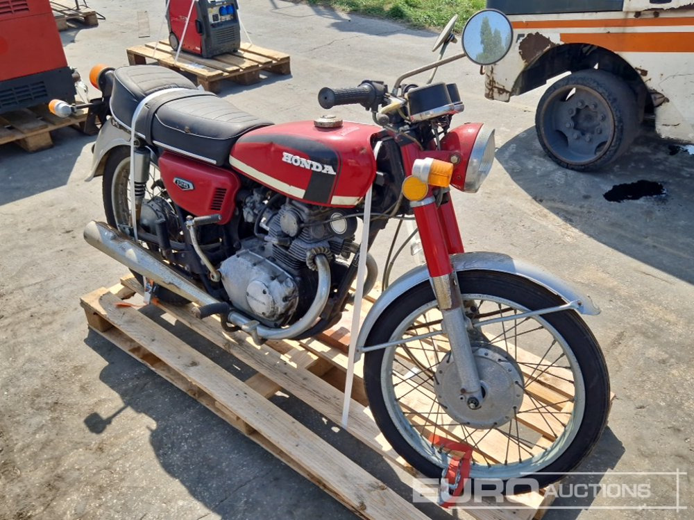 Honda 125 - Мотоцикл: фото 4 Honda 125 - Мотоцикл: фото 4
