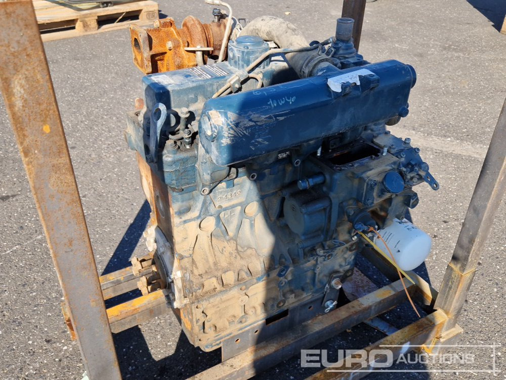 Kubota V2403 - Двигатель: фото 3 Kubota V2403 - Двигатель: фото 3