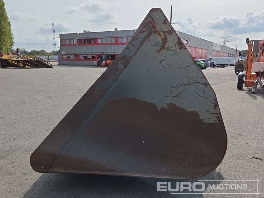 Loading Bucket Merlo Telehandler - Ковш: фото 5 Loading Bucket Merlo Telehandler - Ковш: фото 5