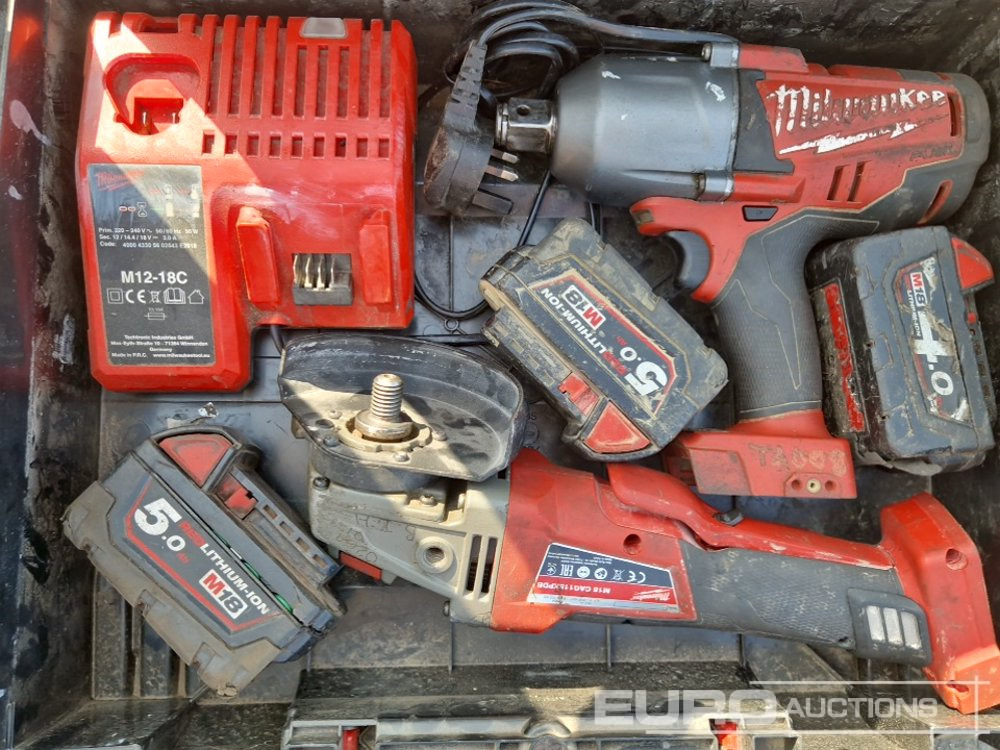 Milwaukee Assorted Tools (2 of) - Строительное оборудование: фото 4 Milwaukee Assorted Tools (2 of) - Строительное оборудование: фото 4