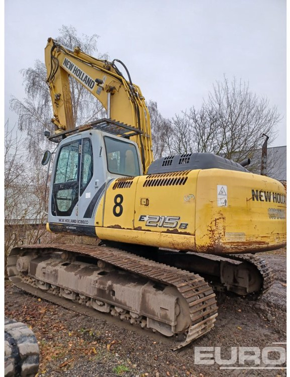 New Holland E215B - Гусеничный экскаватор: фото 2 New Holland E215B - Гусеничный экскаватор: фото 2