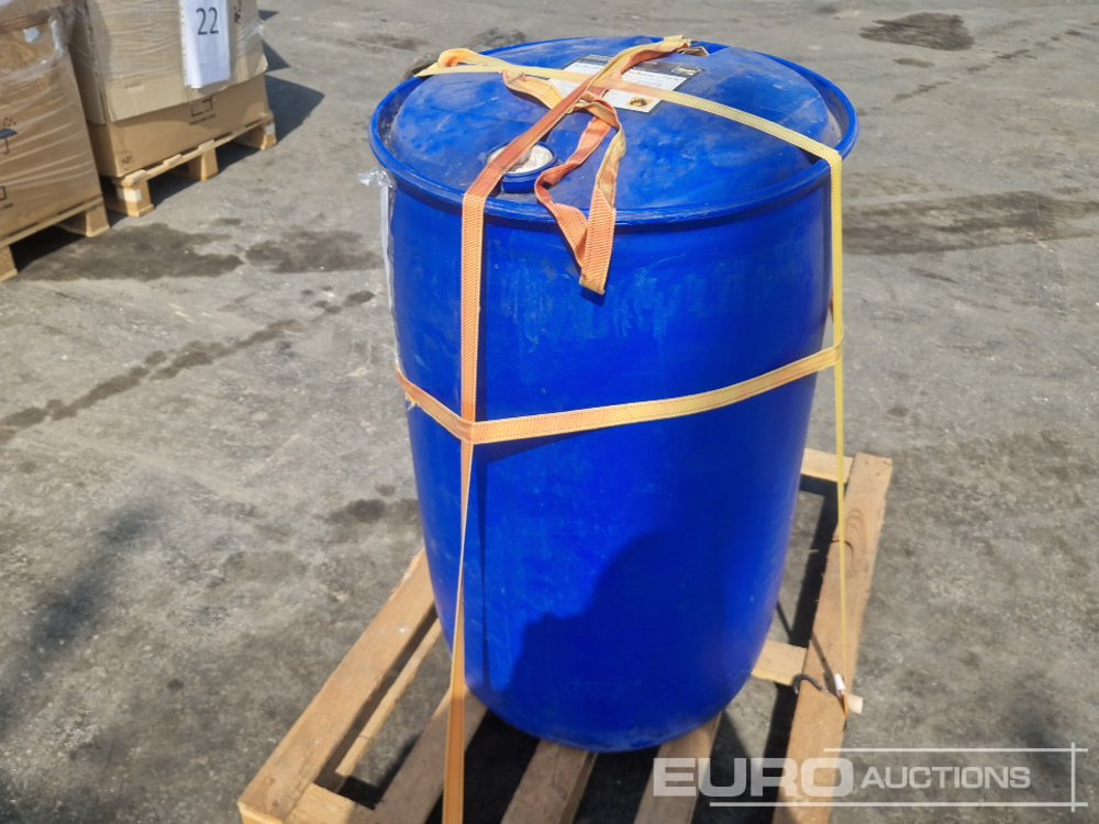 Pallet of AntiFreeze, 210Litre - Строительное оборудование: фото 2 Pallet of AntiFreeze, 210Litre - Строительное оборудование: фото 2