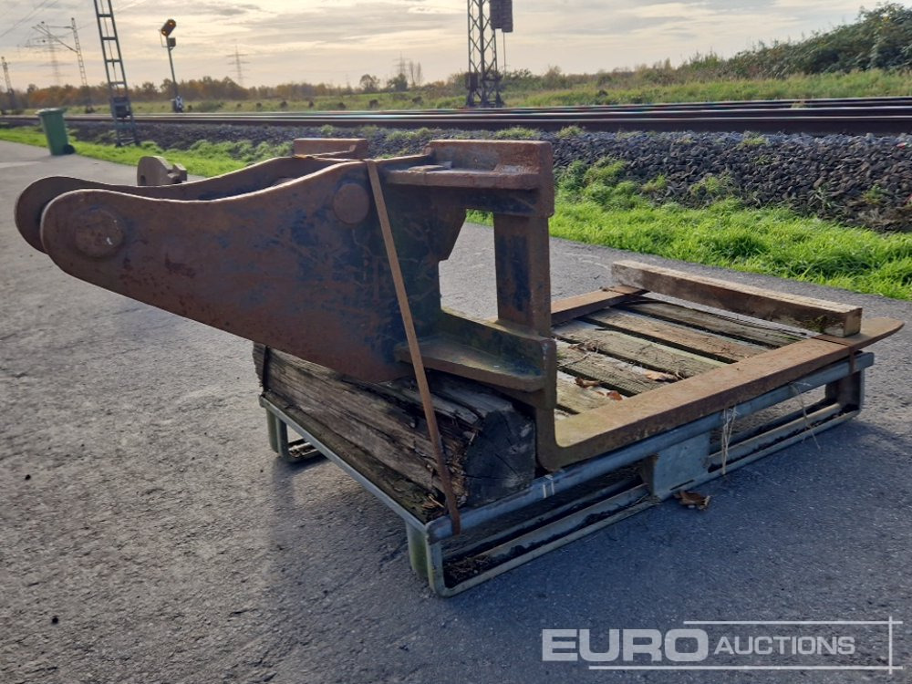 Pallet Fork to suit Excavator, 65mm Pin - Погрузочно-разгрузочная техника: фото 2 Pallet Fork to suit Excavator, 65mm Pin - Погрузочно-разгрузочная техника: фото 2