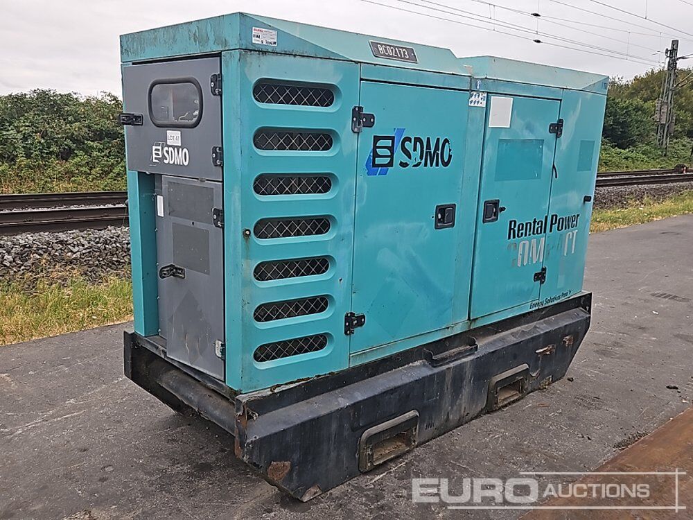 SDMO R110C3 - Электрогенератор: фото 1 SDMO R110C3 - Электрогенератор: фото 1