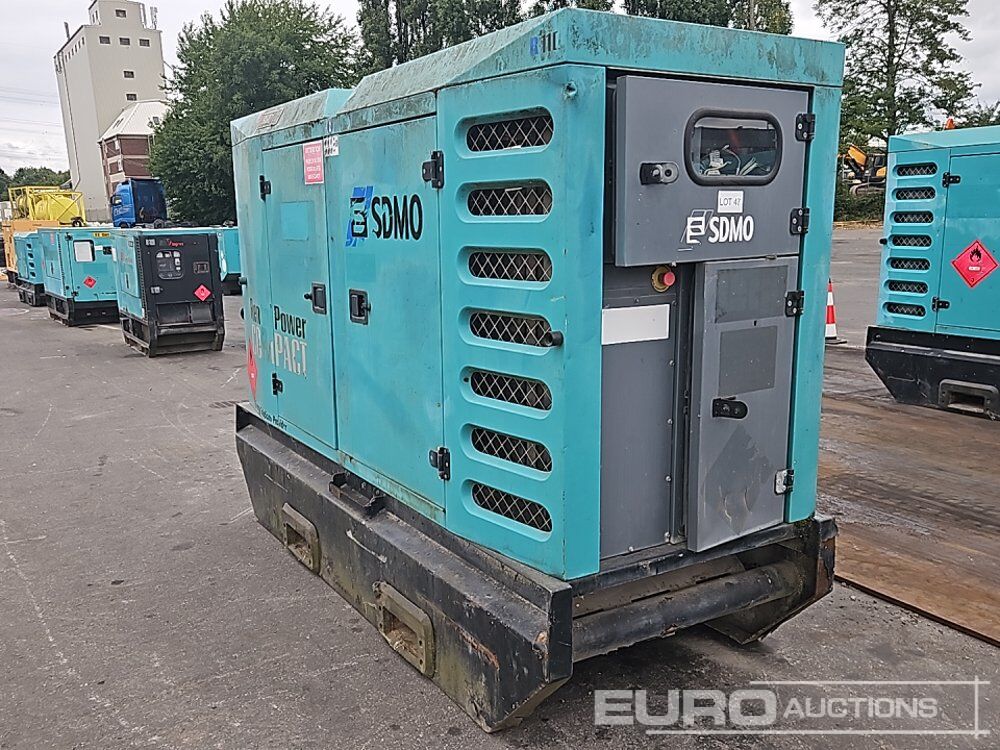 SDMO R110C3 - Электрогенератор: фото 4 SDMO R110C3 - Электрогенератор: фото 4