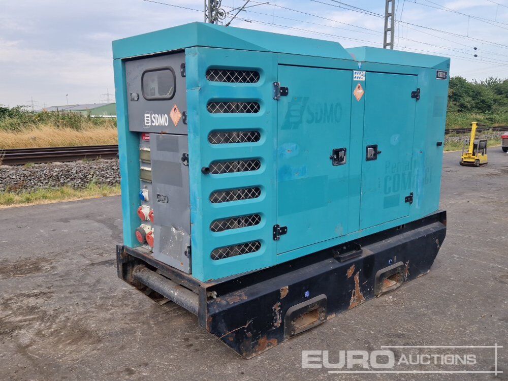 SDMO R90C3 - Электрогенератор: фото 1 SDMO R90C3 - Электрогенератор: фото 1