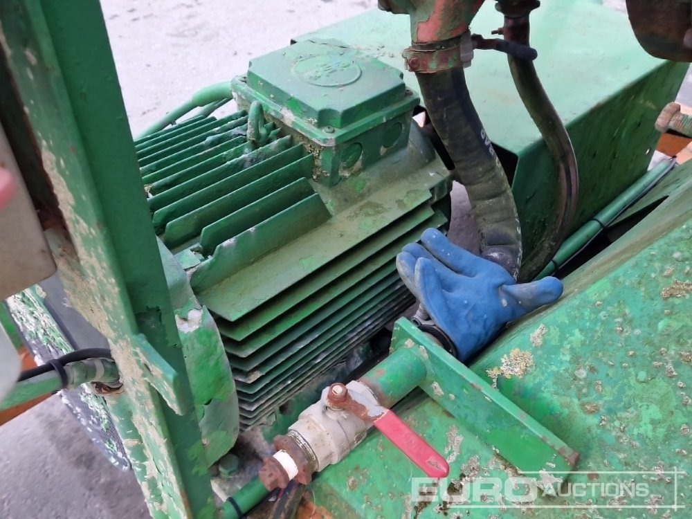 Бетономешалка Truck Mounted Cement Mixer: фото 17 Бетономешалка Truck Mounted Cement Mixer: фото 17