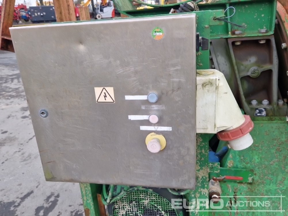 Бетономешалка Truck Mounted Cement Mixer: фото 15 Бетономешалка Truck Mounted Cement Mixer: фото 15