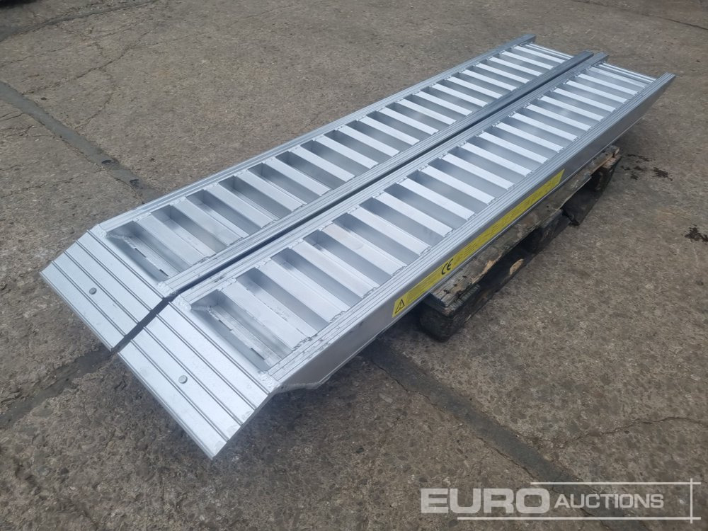 Unused Set of Aluminium Ramps, 250cm, 6,000kg - Оборудование для мастерских: фото 3 Unused Set of Aluminium Ramps, 250cm, 6,000kg - Оборудование для мастерских: фото 3