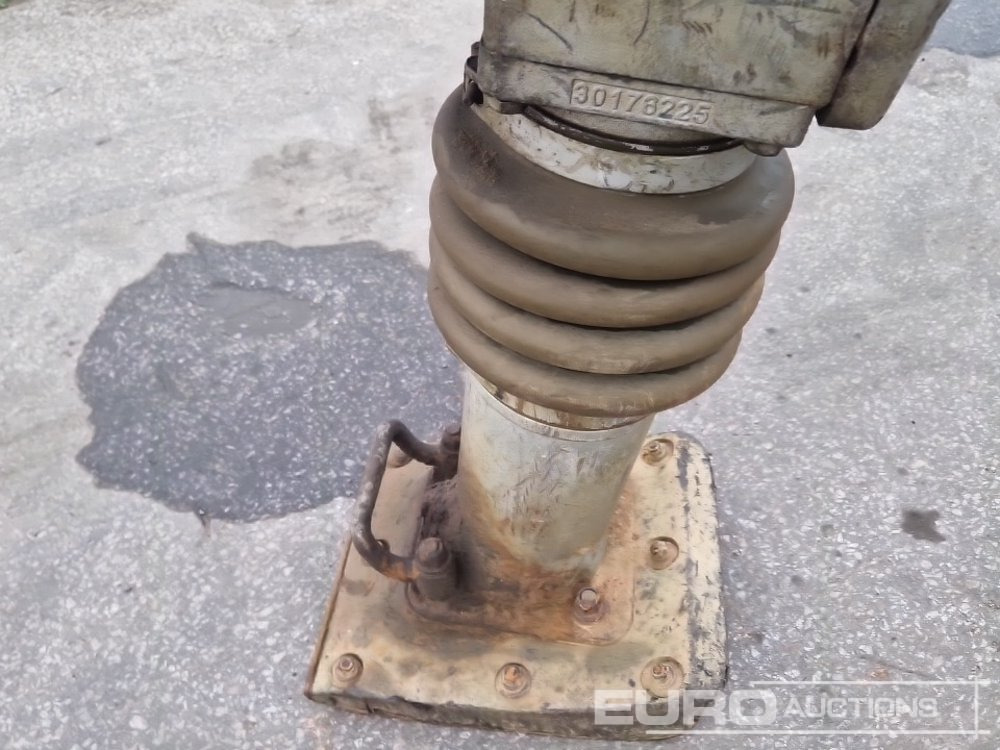 Weber SRV62 - Асфальтоукладочная техника: фото 5 Weber SRV62 - Асфальтоукладочная техника: фото 5