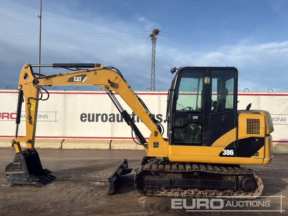 2011 CAT 306 - Мини-экскаватор: фото 2 2011 CAT 306 - Мини-экскаватор: фото 2