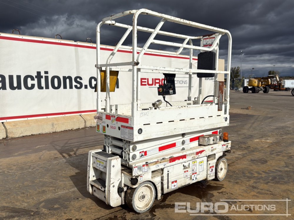 2014 Haulotte Optimum 8 - Ножничный подъемник: фото 5 2014 Haulotte Optimum 8 - Ножничный подъемник: фото 5