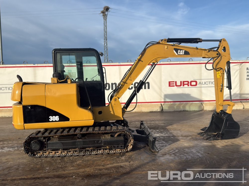 Мини-экскаватор CAT 306: фото 6 Мини-экскаватор CAT 306: фото 6