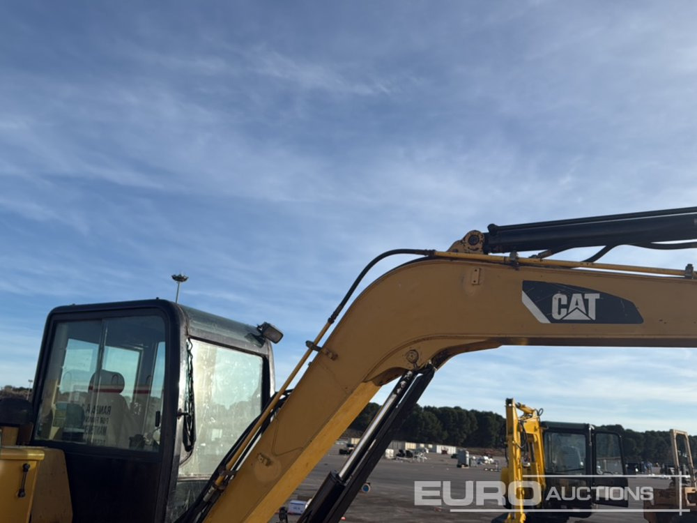 Мини-экскаватор CAT 306: фото 28 Мини-экскаватор CAT 306: фото 28