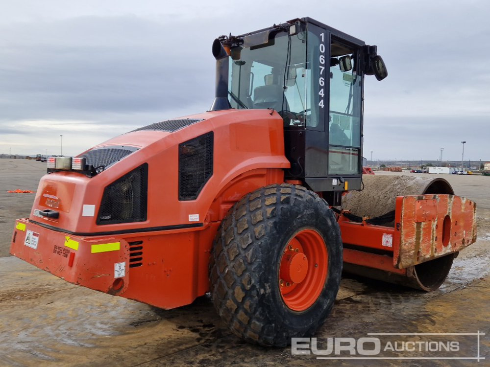 CAT CS74 - Каток: фото 5 CAT CS74 - Каток: фото 5