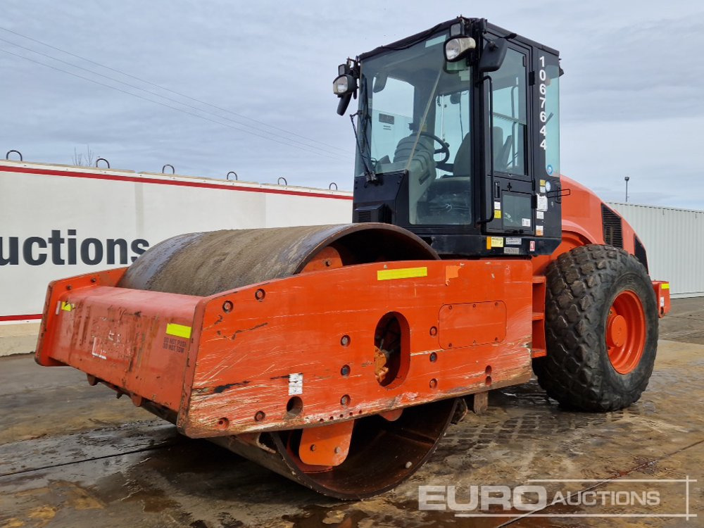 CAT CS74 - Каток: фото 1 CAT CS74 - Каток: фото 1