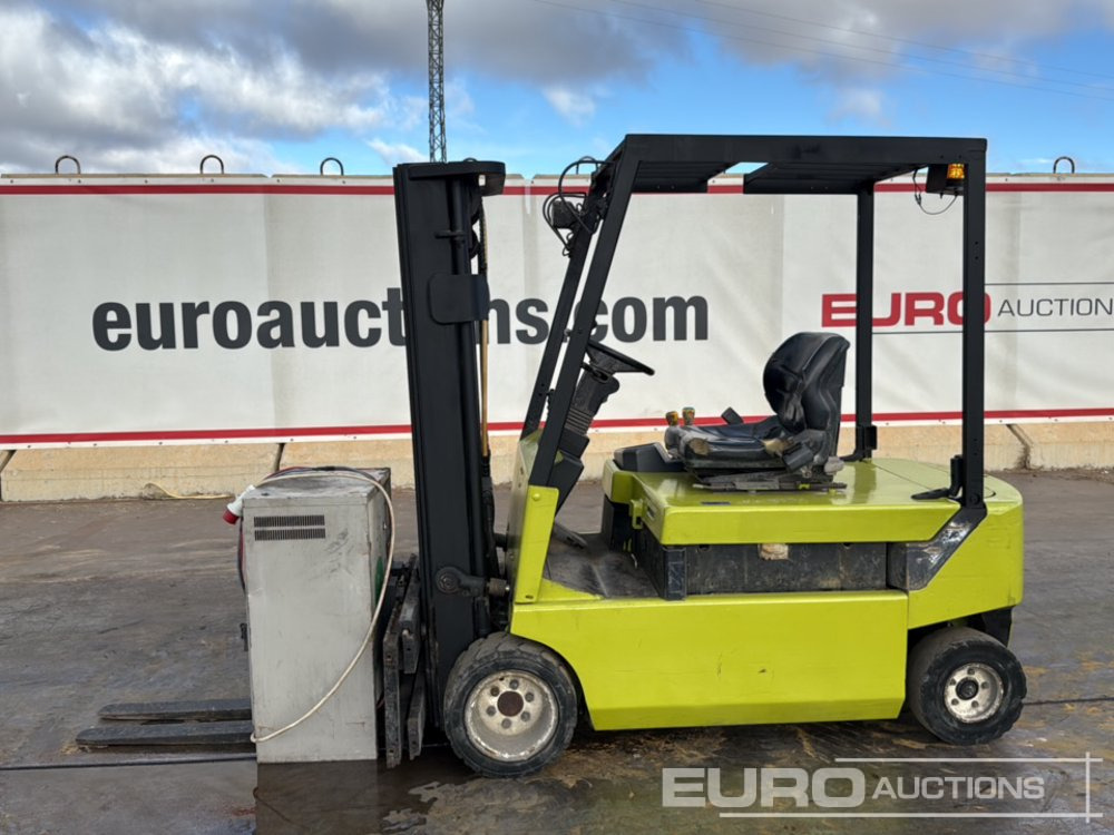 Clark CEM20S - Вилочный погрузчик: фото 2 Clark CEM20S - Вилочный погрузчик: фото 2