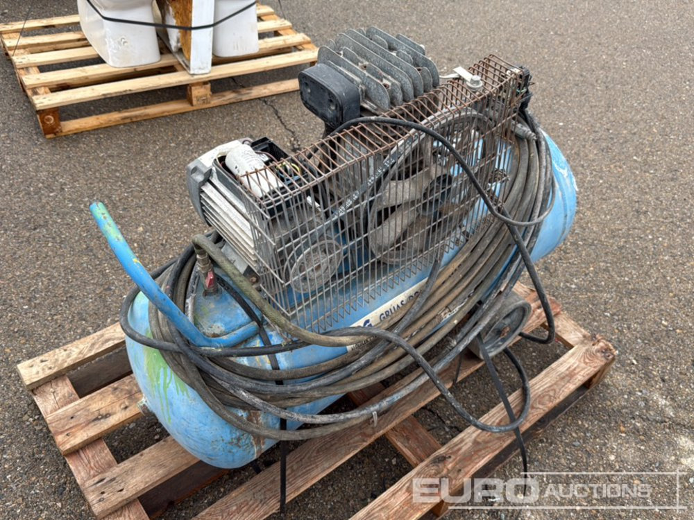 Garage Compact Air Compressor - Воздушный компрессор: фото 1 Garage Compact Air Compressor - Воздушный компрессор: фото 1