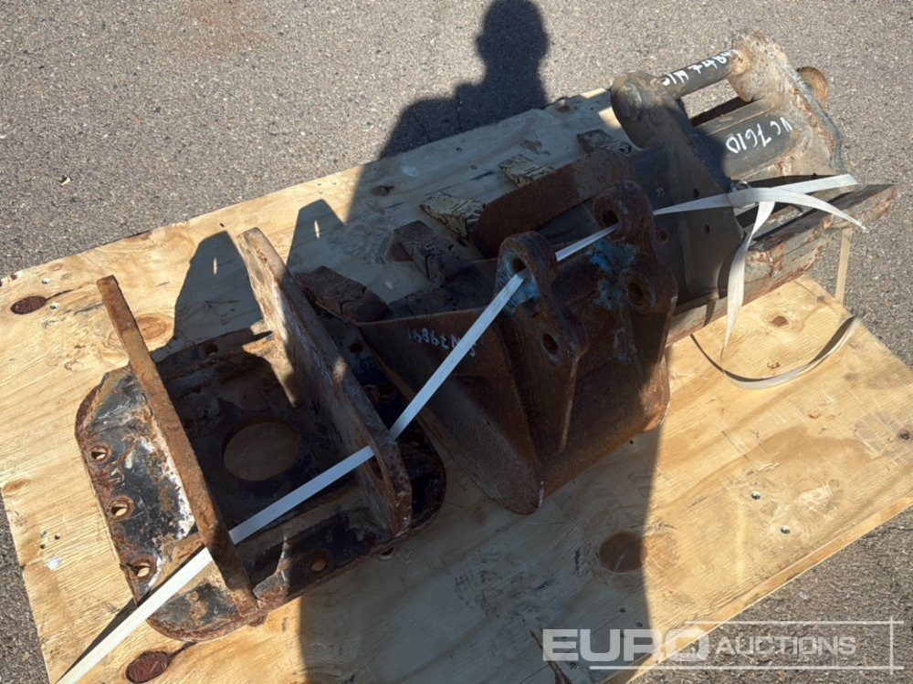 Pallet of 11" & 17" Digging Buckets, QH - Ковш: фото 2 Pallet of 11" & 17" Digging Buckets, QH - Ковш: фото 2