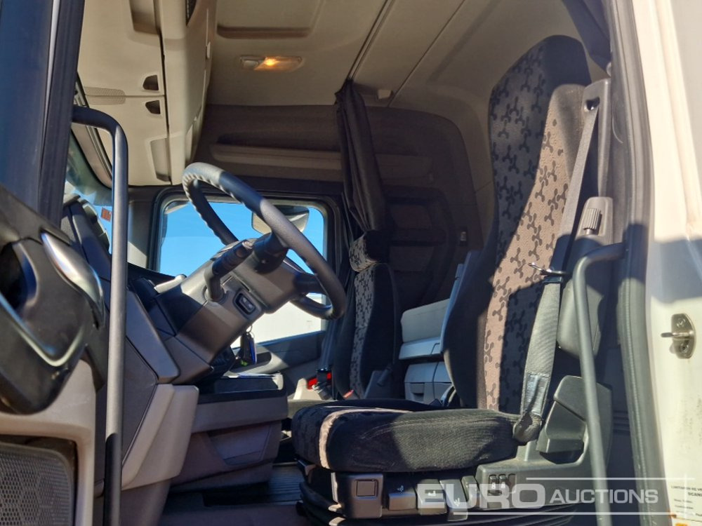 Самосвал Scania R410: фото 13