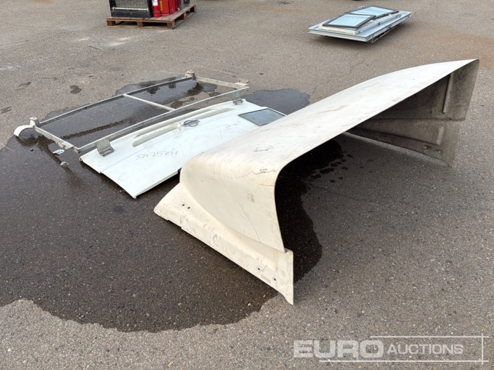 Sleeper Cab & Front to Suit Nissan Truck - Строительное оборудование: фото 3 Sleeper Cab & Front to Suit Nissan Truck - Строительное оборудование: фото 3