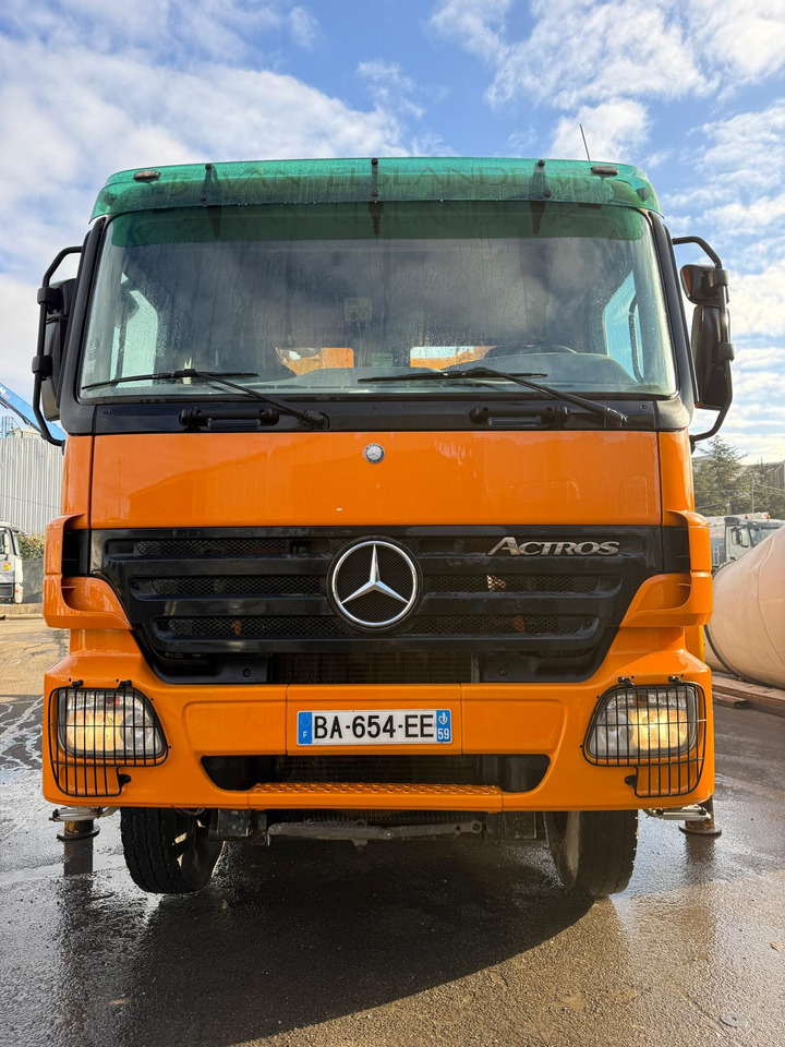 Camion pumi Mercedes Benz Actros 3241 BA-654-EE - Автобетононасос: фото 1 Camion pumi Mercedes Benz Actros 3241 BA-654-EE - Автобетононасос: фото 1