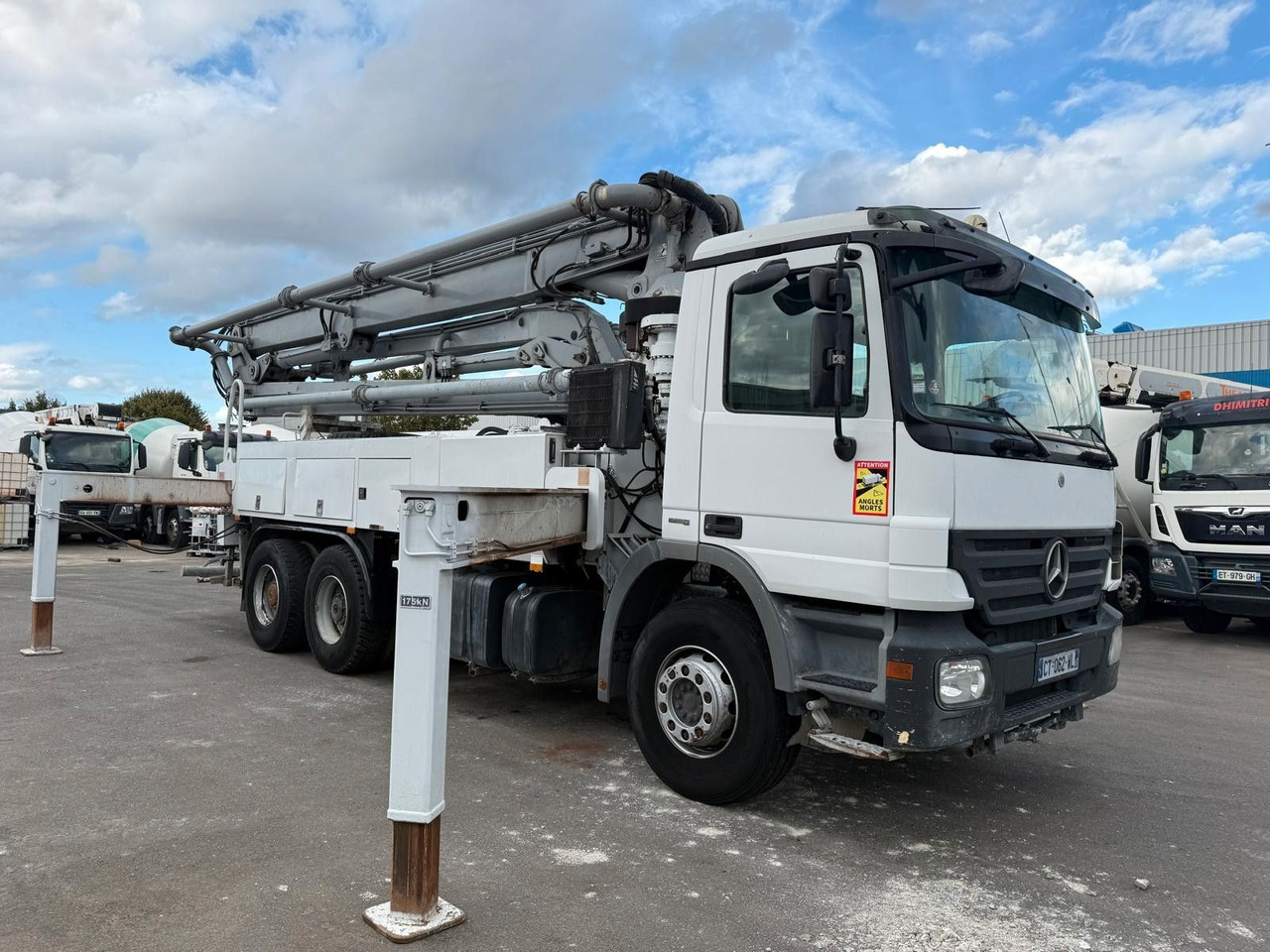 Mercedes-Benz Actros - Автобетононасос: фото 2 Mercedes-Benz Actros - Автобетононасос: фото 2