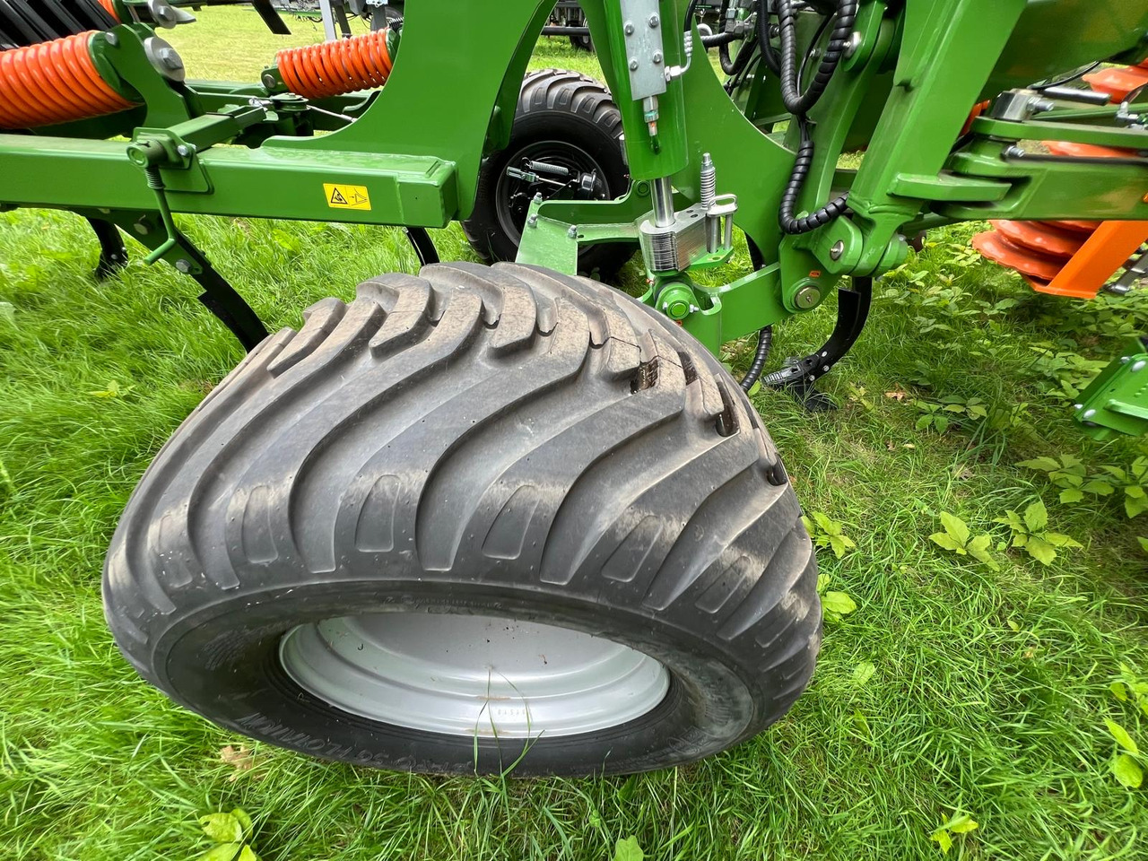 Amazone Grubber Cenius 5003-2TX - Культиватор: фото 4 Amazone Grubber Cenius 5003-2TX - Культиватор: фото 4