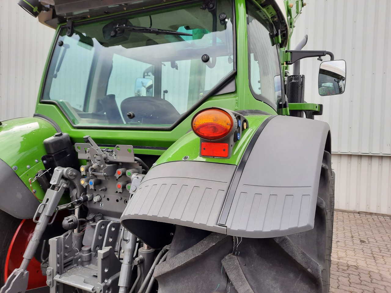 Трактор Fendt 211 Vario: фото 8