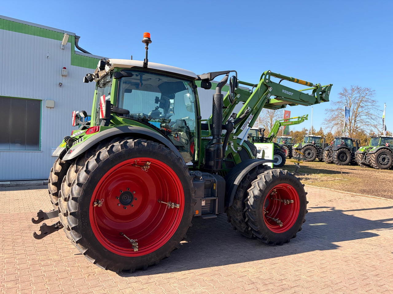 Fendt 516 Vario Gen3 ProfiPlus - Трактор: фото 4 Fendt 516 Vario Gen3 ProfiPlus - Трактор: фото 4