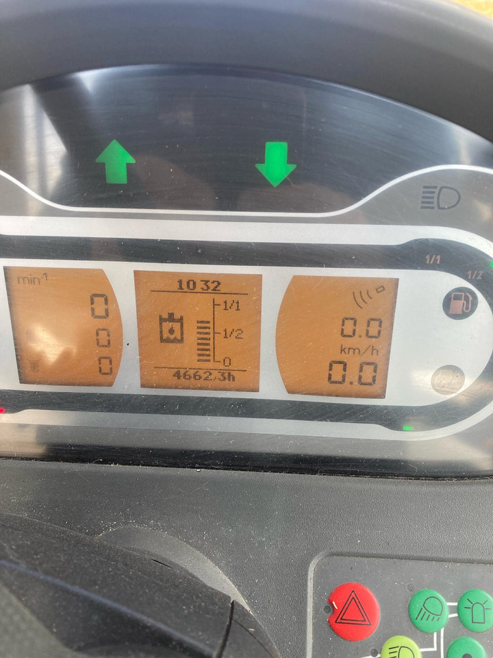 Fendt 720 Vario S4 ProfiPlus - Трактор: фото 2 Fendt 720 Vario S4 ProfiPlus - Трактор: фото 2