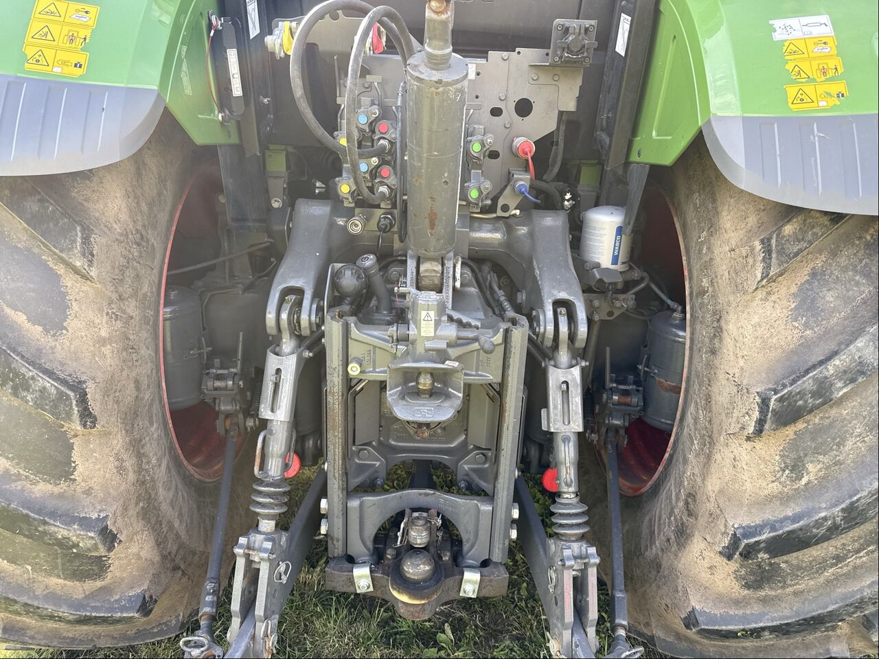 Fendt 724 Gen6 ProfiPlus - Трактор: фото 2 Fendt 724 Gen6 ProfiPlus - Трактор: фото 2