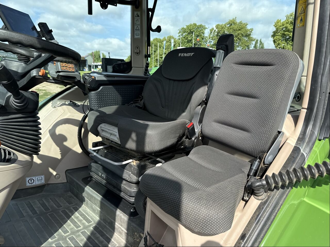 Fendt 724 Gen6 ProfiPlus - Трактор: фото 5 Fendt 724 Gen6 ProfiPlus - Трактор: фото 5