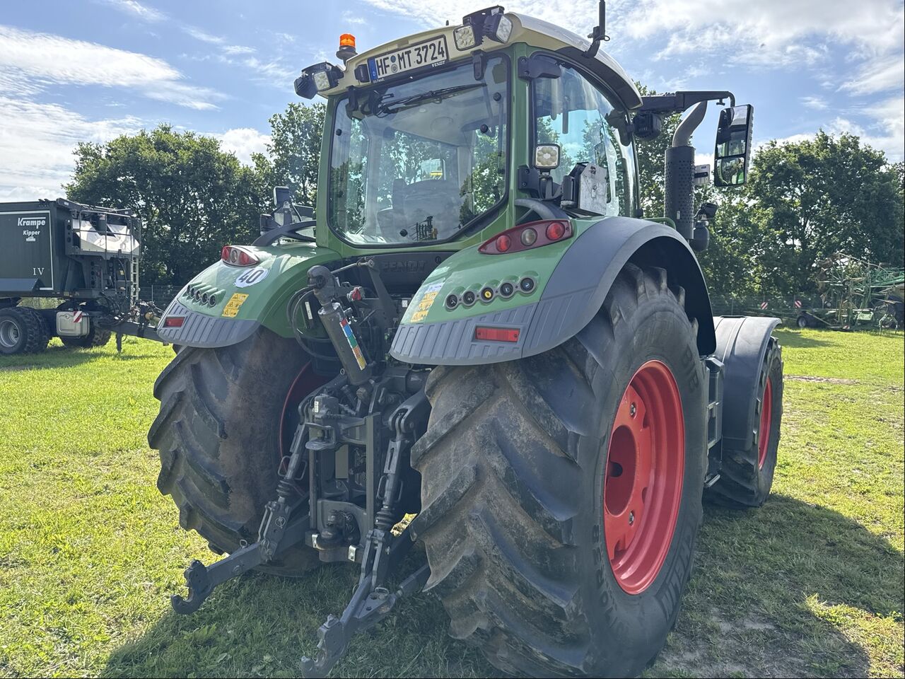 Fendt 724 Gen6 ProfiPlus - Трактор: фото 3 Fendt 724 Gen6 ProfiPlus - Трактор: фото 3