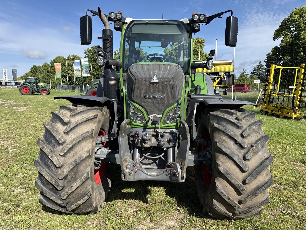 Fendt 724 Gen6 ProfiPlus - Трактор: фото 2 Fendt 724 Gen6 ProfiPlus - Трактор: фото 2