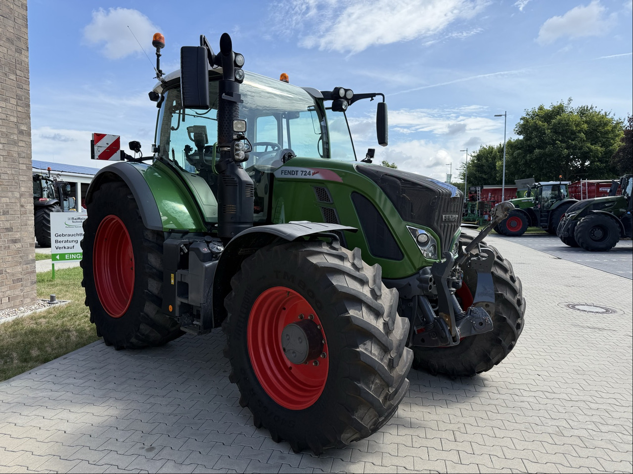 Трактор Fendt 724 Vario S4: фото 9