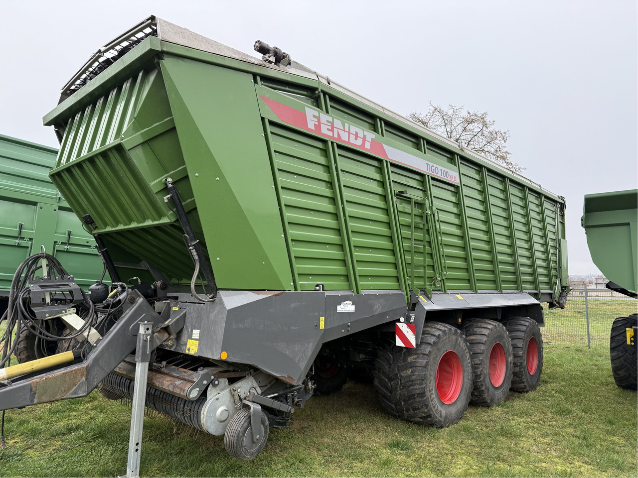 Fendt Tigo 100 XR - Самозагружающийся прицеп: фото 1 Fendt Tigo 100 XR - Самозагружающийся прицеп: фото 1