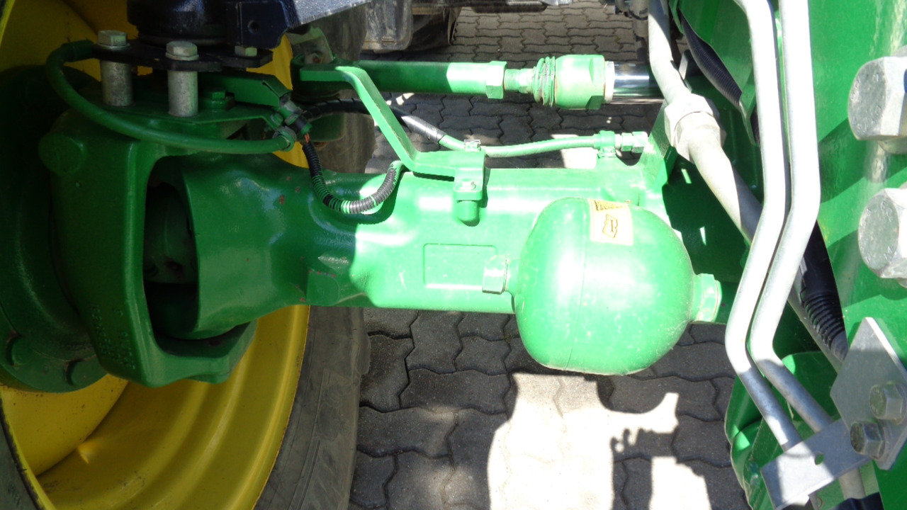 Трактор John Deere 6195R: фото 14
