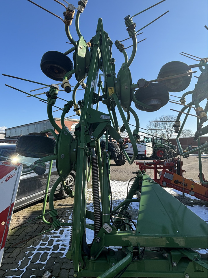 Krone Heuwender KW 882 - Сеноворошилка: фото 2 Krone Heuwender KW 882 - Сеноворошилка: фото 2