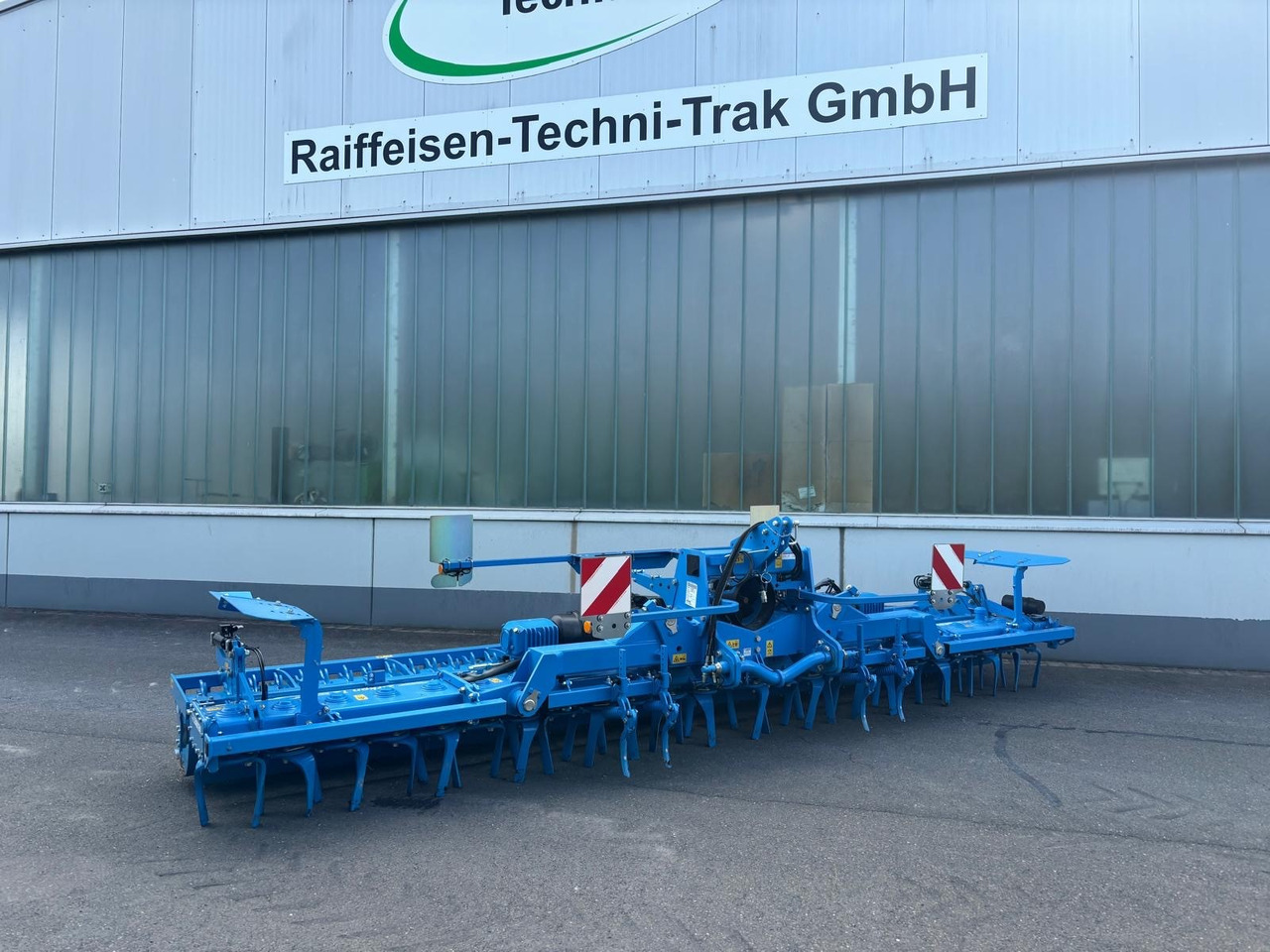 Lemken Zirkon 12/60 K - Техника для обработки почвы: фото 1 Lemken Zirkon 12/60 K - Техника для обработки почвы: фото 1