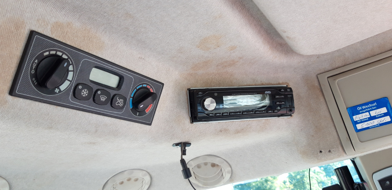 Massey Ferguson 7726 Dyna-6 Efficient - Трактор: фото 2 Massey Ferguson 7726 Dyna-6 Efficient - Трактор: фото 2