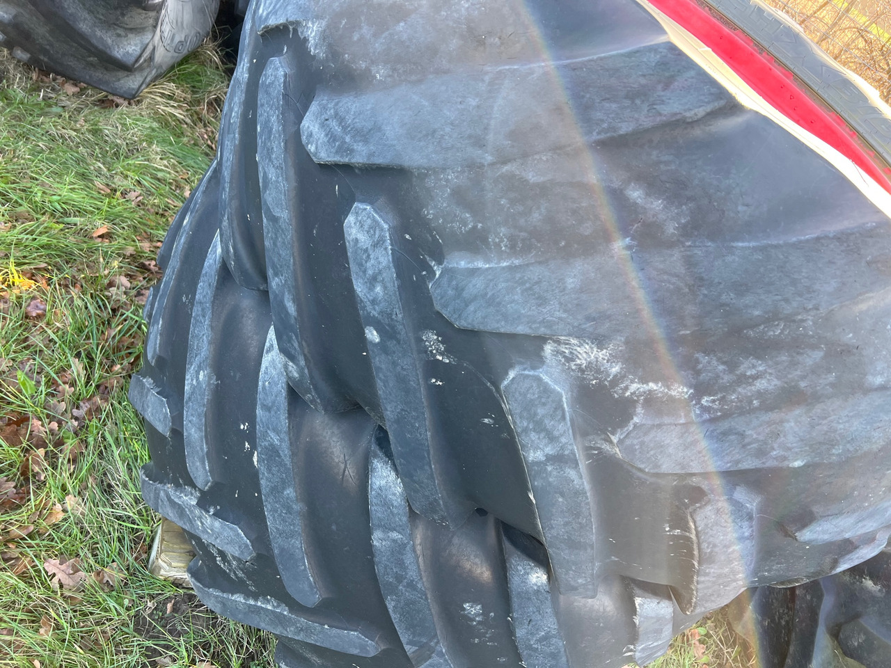 Michelin 1x Rad 600/65 R28 - Шины и диски: фото 2 Michelin 1x Rad 600/65 R28 - Шины и диски: фото 2