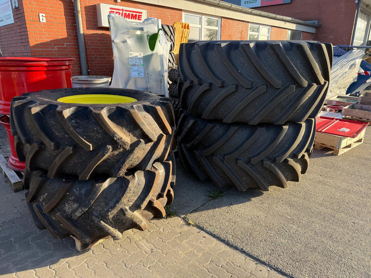 Radsatz BKT John Deere AgrimaxForce - Шины и диски: фото 1 Radsatz BKT John Deere AgrimaxForce - Шины и диски: фото 1