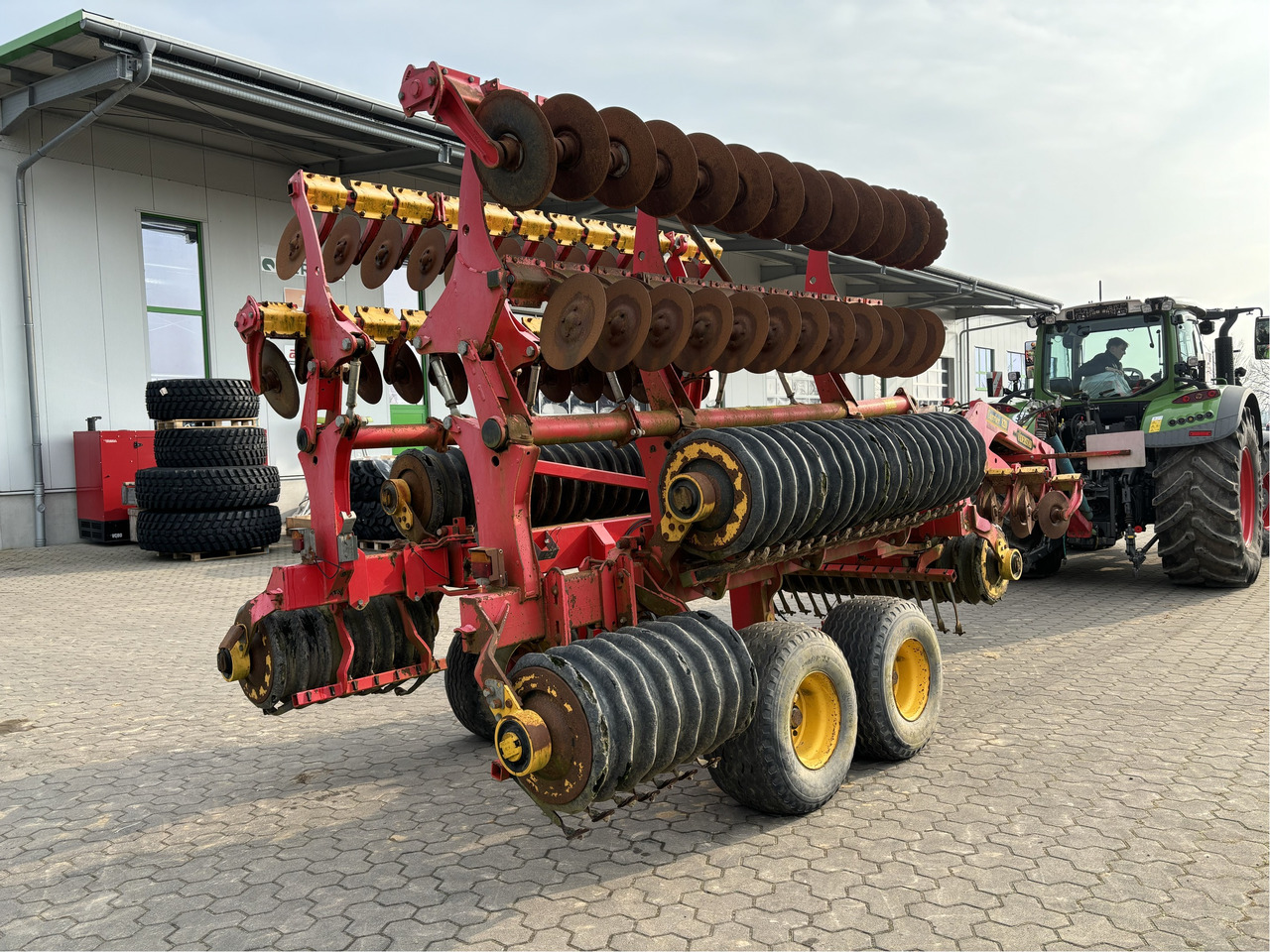 Väderstad Carrier CR 820 - Дисковая борона: фото 4 Väderstad Carrier CR 820 - Дисковая борона: фото 4
