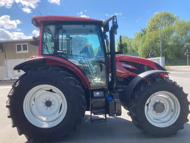 Valtra A105 MH4 - Трактор: фото 5 Valtra A105 MH4 - Трактор: фото 5