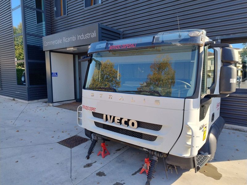 Iveco STRALIS LOW ROOF EURO 5 2008 -> - Кабина и интерьер для Грузовиков: фото 5 Iveco STRALIS LOW ROOF EURO 5 2008 -> - Кабина и интерьер для Грузовиков: фото 5