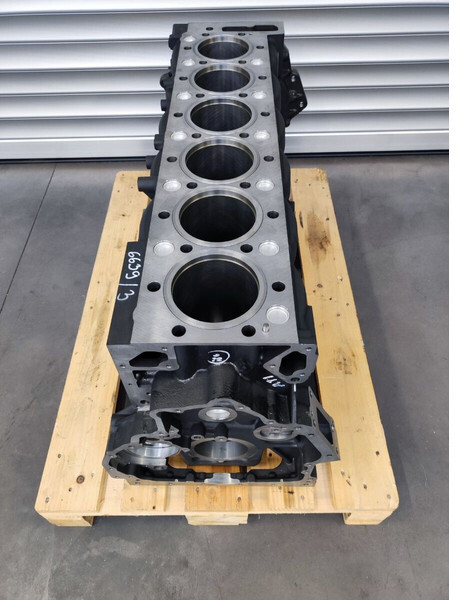 MAN TGX TGS - Картер для Грузовиков: фото 3 MAN TGX TGS - Картер для Грузовиков: фото 3