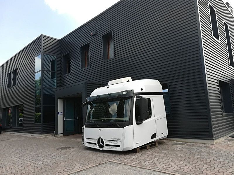 Mercedes-Benz ACTROS 2500 mm STREAM SPACE - Кабина и интерьер для Грузовиков: фото 1 Mercedes-Benz ACTROS 2500 mm STREAM SPACE - Кабина и интерьер для Грузовиков: фото 1