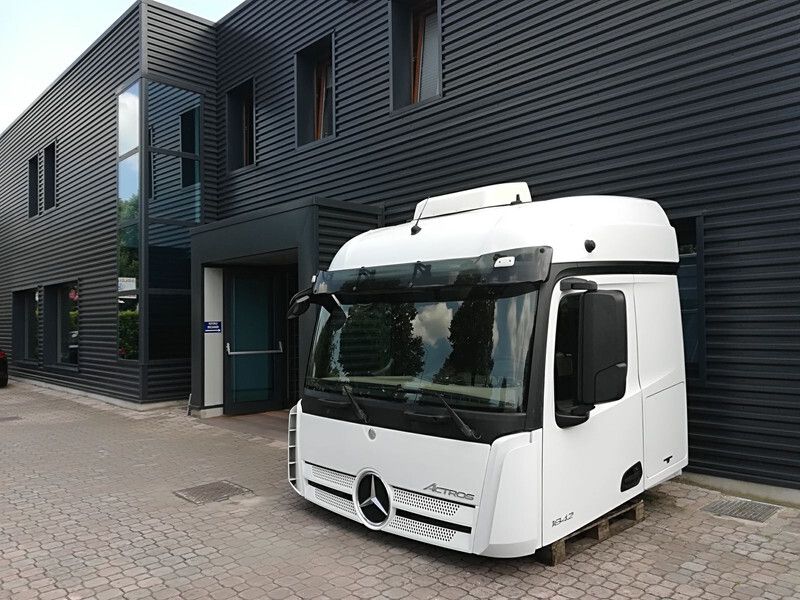 Mercedes-Benz ACTROS 2500 mm STREAM SPACE - Кабина и интерьер для Грузовиков: фото 2 Mercedes-Benz ACTROS 2500 mm STREAM SPACE - Кабина и интерьер для Грузовиков: фото 2