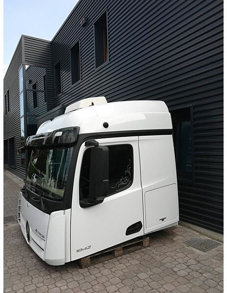 Mercedes-Benz ACTROS 2500 mm STREAMSPACE - Кабина и интерьер для Грузовиков: фото 3 Mercedes-Benz ACTROS 2500 mm STREAMSPACE - Кабина и интерьер для Грузовиков: фото 3